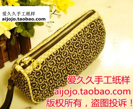 镶嵌条的小手包